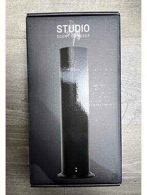 Hotel Collection Studio Pro Scent Diffuser Black - Remote - NIB  w/ Pro Pod